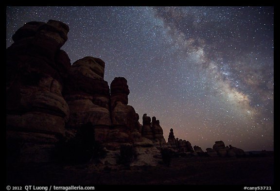 Dollhouse towers and Milky Way, Maze District. Canyonlands National Park, Utah, USA.