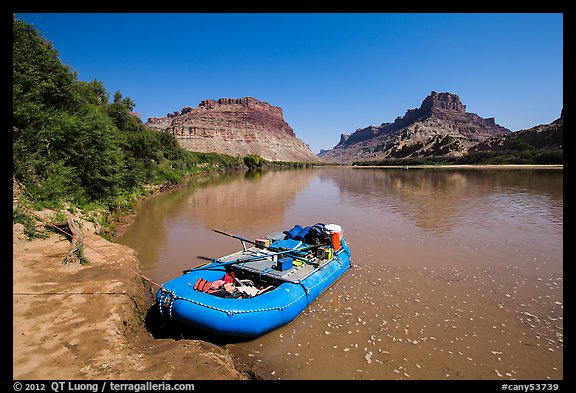 Raft on banks of the Colorado River. Canyonlands National Park, Utah, USA.