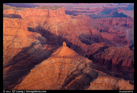 Aerial view of buttes and Dead Horse Point. Canyonlands National Park (color)