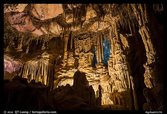 Gothic Palace Room, Lehman Cave. Great Basin National Park (color)