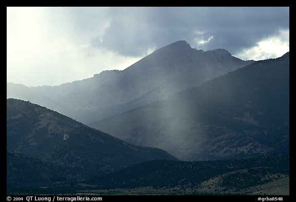 Rays over Snake Range and Wheeler Peak. Great Basin National Park, Nevada, USA.