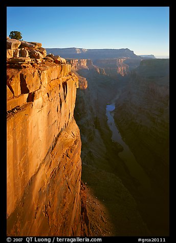 Cliff and Colorado River from Toroweap, sunrise. Grand Canyon National Park, Arizona, USA.
