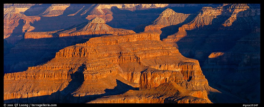 Canyon buttes. Grand Canyon National Park, Arizona, USA.