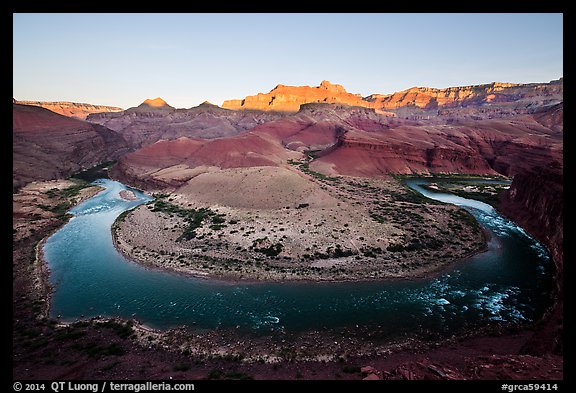 Colorado River bend at Unkar Rapids, sunrise. Grand Canyon National Park, Arizona, USA.