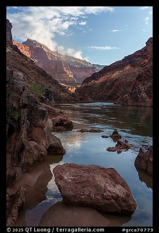 Early morning light warms the canyon walls. Grand Canyon National Park (color)