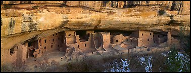 Spruce Tree House under rock overhang, Chapin Mesa. Mesa Verde National Park (Panoramic color)