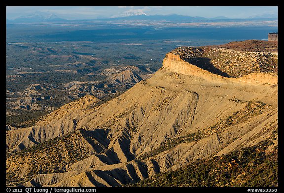 North Rim cliffs. Mesa Verde National Park (color)