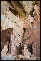 Structures built high on cliff, Square Tower House. Mesa Verde National Park ( color)
