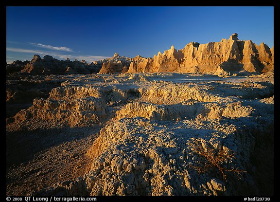 Erosion formations, Cedar Pass, sunrise. Badlands National Park (color)