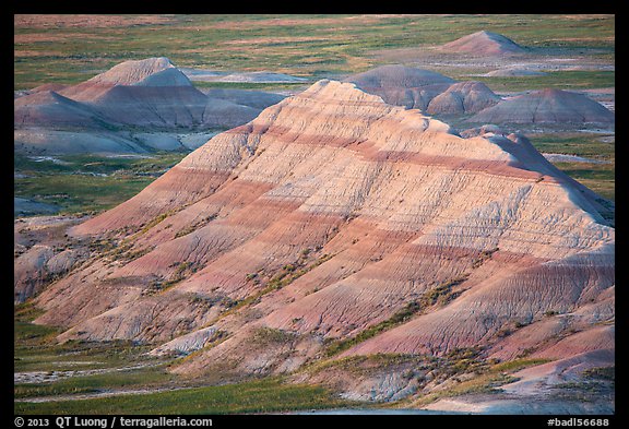 Badlands with bands of color. Badlands National Park, South Dakota, USA.