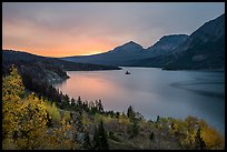 Saint Mary Lake and Wild Goose Island, autumn sunrise. Glacier National Park, Montana, USA.