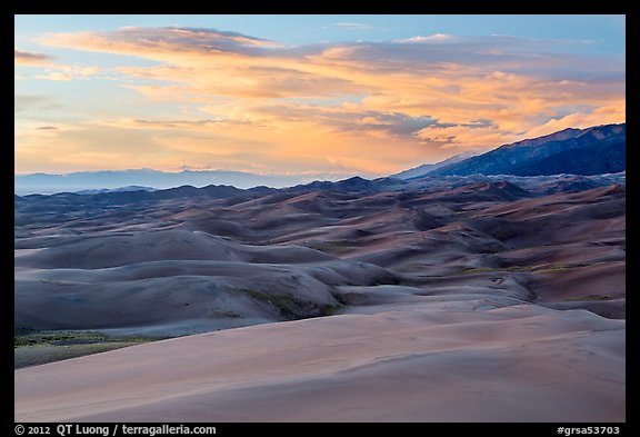 Dunes and sunset clouds. Great Sand Dunes National Park and Preserve, Colorado, USA.