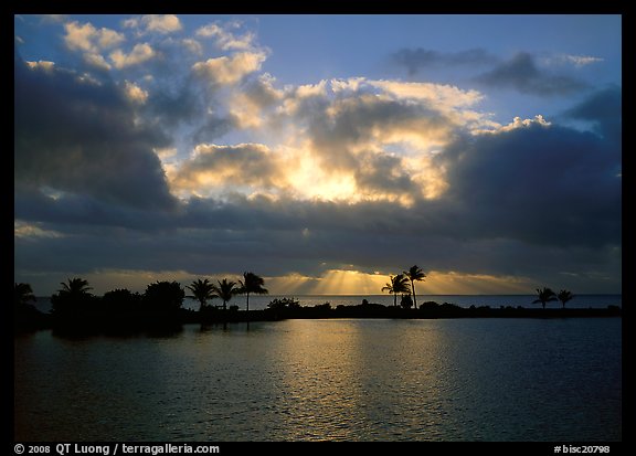 Sunrays and clouds at sunrise, Bayfront. Biscayne National Park, Florida, USA.