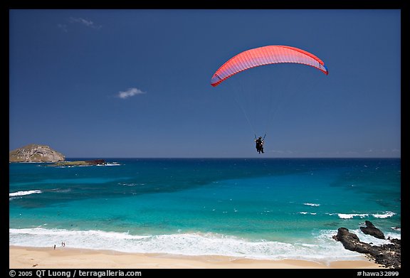 Paragliding above Makapuu Beach. Oahu island, Hawaii, USA