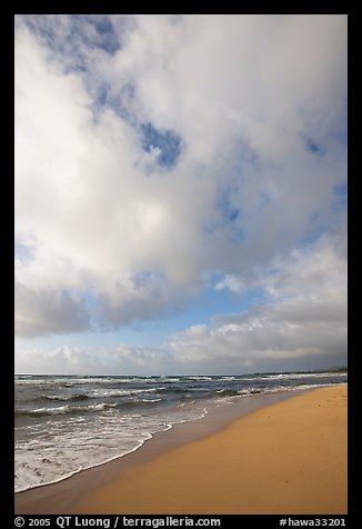 Beach, ocean, and clouds, Lydgate Park, early morning. Kauai island, Hawaii, USA (color)