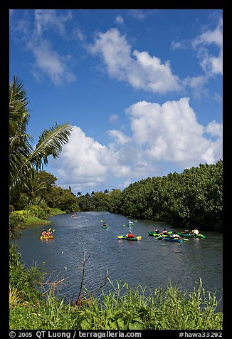 Kayakers, Hanalei River. Kauai island, Hawaii, USA