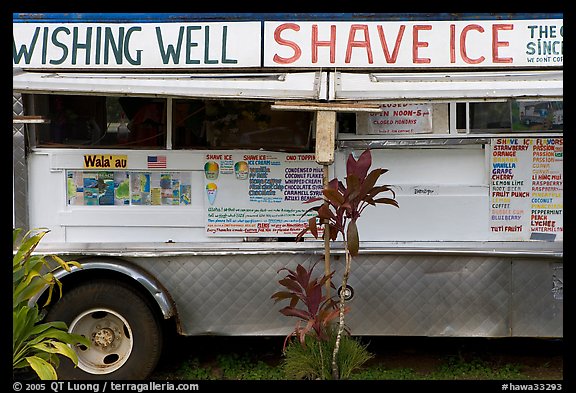 Truck selling shave ice. Kauai island, Hawaii, USA (color)