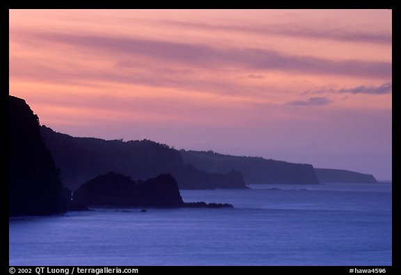The north coast at sunset, seen from the Keanae Peninsula. Maui, Hawaii, USA