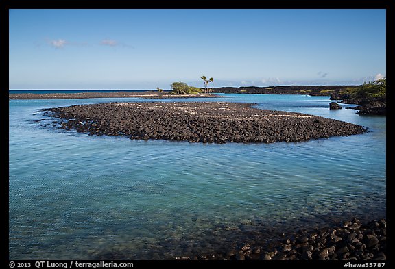 Volcanic rocks islet, Kiholo Bay. Big Island, Hawaii, USA (color)