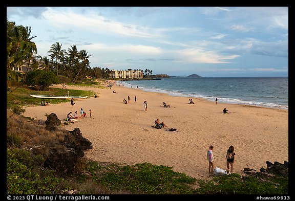 Kamahole Beach in late afternoon, Kihei. Maui, Hawaii, USA (color)