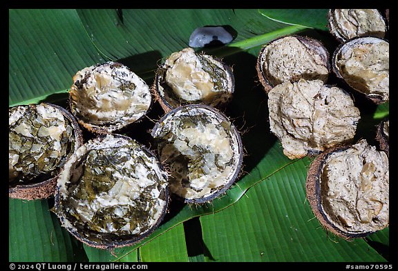 Traditional Samoan food, Tisa Barefoot Bar. Tutuila, American Samoa (color)