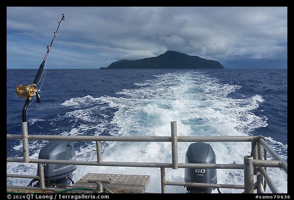 Ofu Island in the wake of Alia boat. American Samoa (color)