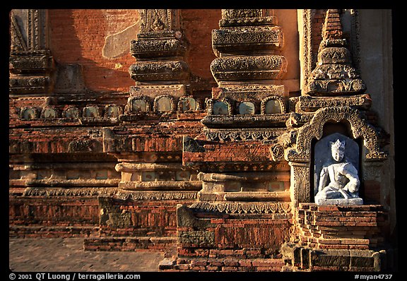 Stonework detail, Htilominlo Pahto. Bagan, Myanmar (color)