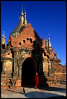 Dhammayazika Paya. Bagan, Myanmar ( color)