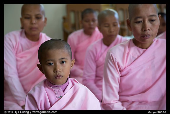Nuns, Zayar Theingi Nunnery, Sagaing. Myanmar (color)