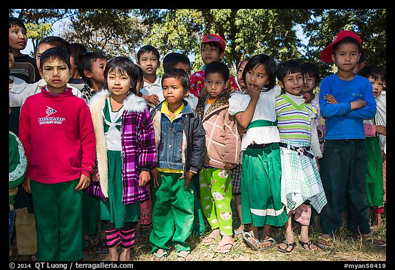 Young schoolchildren, Nyaung Shwe. Inle Lake, Myanmar