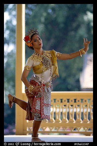 Traditional dancer. Bangkok, Thailand (color)