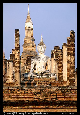 Wat Mahathat, morning. Sukothai, Thailand