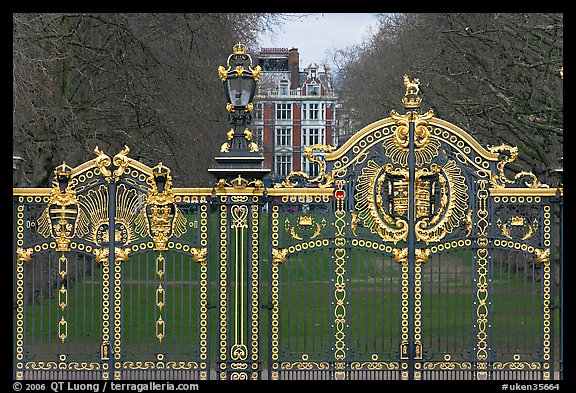 Gilded grids and park near Buckingham Palace. London, England, United Kingdom