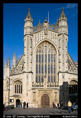 West front of Abbey. Bath, Somerset, England, United Kingdom