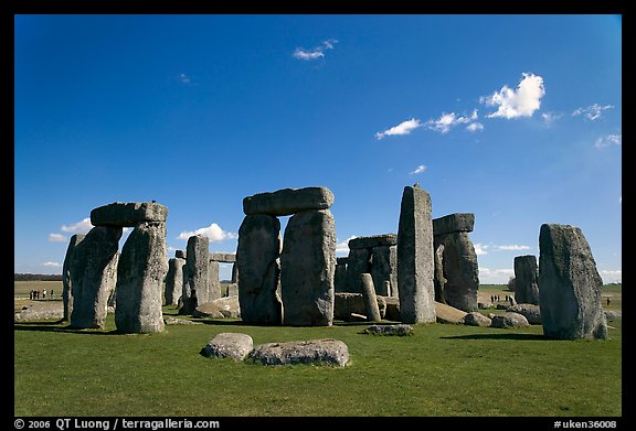 Circle with stone lintels, Stonehenge, Salisbury. England, United Kingdom (color)