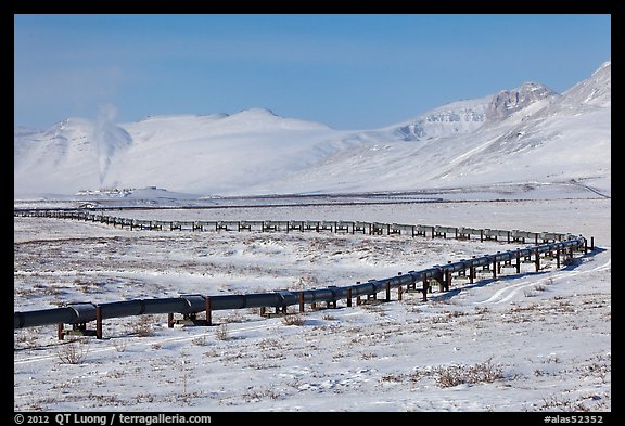 Alyeska Pipeline snaking to the North Slope in winter. Alaska, USA