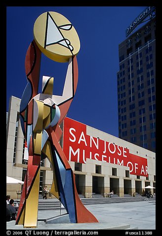 Sculpture and San Jose Museum of Art. San Jose, California, USA