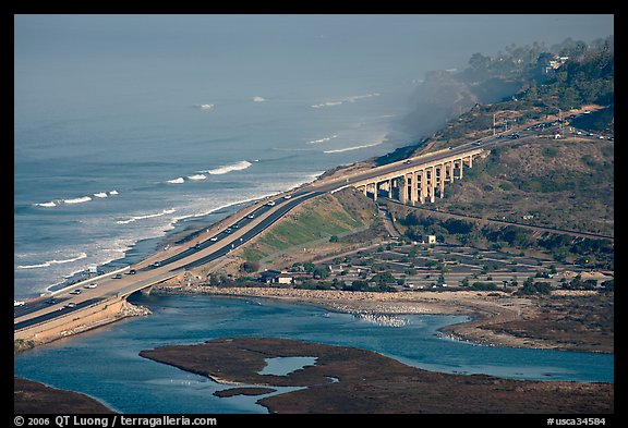 Coastal highway, early morning. La Jolla, San Diego, California, USA