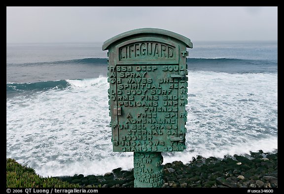 Oceanside memorial. La Jolla, San Diego, California, USA (color)