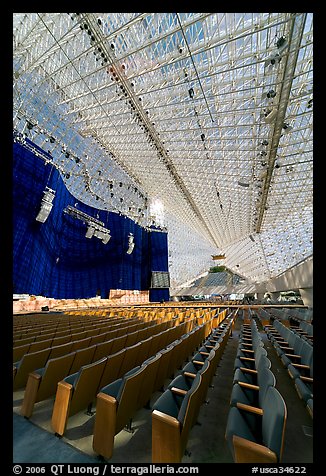 Interior of the Crystal Cathedral, with seating for 3000. Garden Grove, Orange County, California, USA