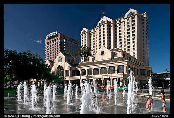 Fountain on Plaza de Cesar Chavez and Fairmont Hotel. San Jose, California, USA