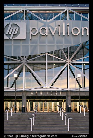 Facade of HP pavilion with San Jose sign, sunset. San Jose, California, USA