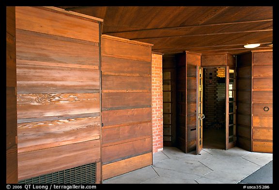 Entrance, Hanna House. Stanford University, California, USA (color)
