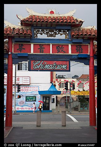 Gate, Chinatown. Los Angeles, California, USA