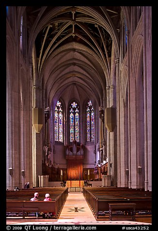 Nave, Grace Cathedral. San Francisco, California, USA (color)