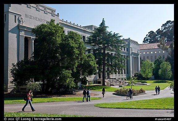 Students walking in front of Life Sciences building. Berkeley, California, USA (color)