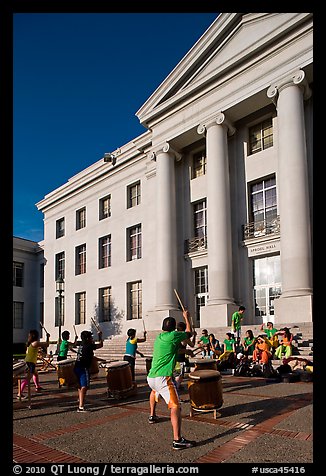 Drummers in front of Sproul Hall. Berkeley, California, USA (color)