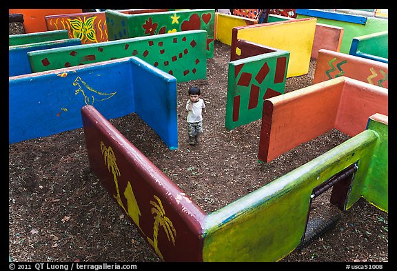 Labyrinth, Happy Hollow Park. San Jose, California, USA (color)