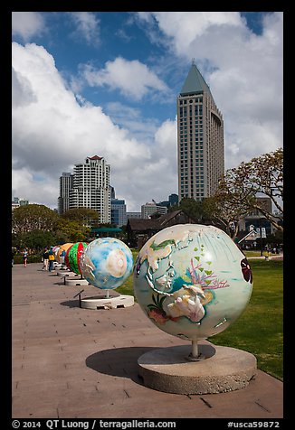 Globes, embarcadero. San Diego, California, USA (color)