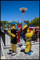 Life-size figures, Legoland, Carlsbad. California, USA ( color)